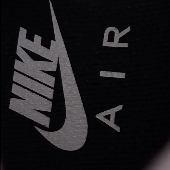 Jordan 5 Retro Medium Soft Pink 2025 Size 9 - Picture 7 of 9